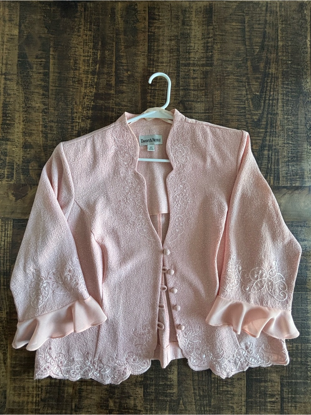 Danny & Nicole Light Pink Floral Embroidered Blazer